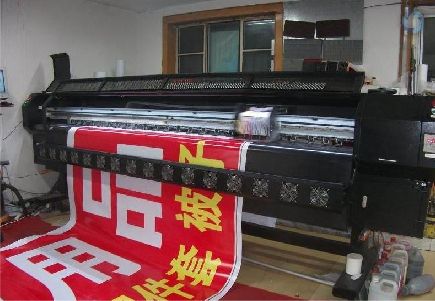连云港喷绘广告分辨率是多少？
